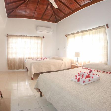 Van Villa Guesthouse Negril Dış mekan fotoğraf